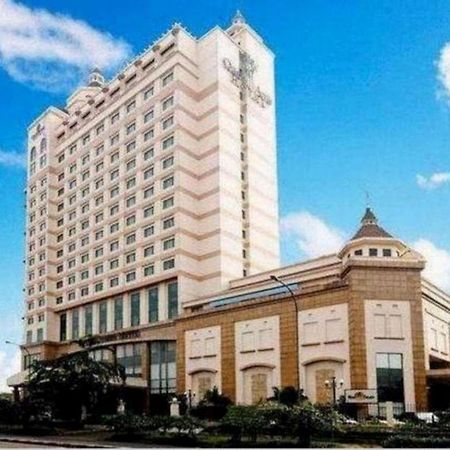 Oasis Amir Hotel Yakarta Exterior foto